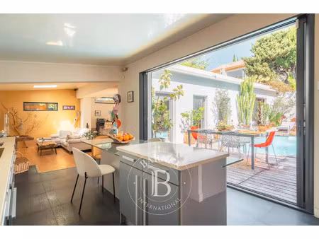 vente maison 7 pièces 216 m² cassis (13260)