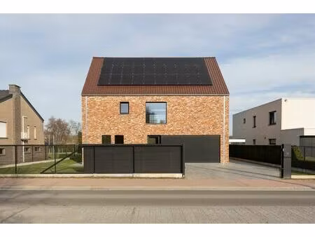 huis te koop in onze-lieve-vrouw-waver met 4 slaapkamers