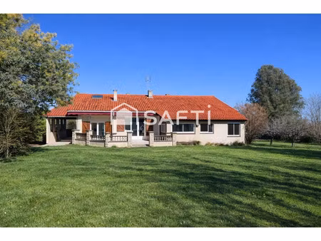 vente maison 6 pièces 160 m² mirande (32300)