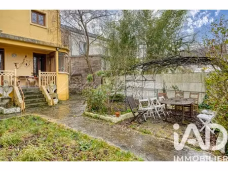 maison traditionnelle à chatou (78400)