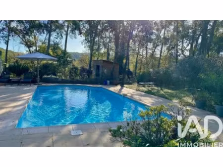 maison traditionnelle à fayence (83440)