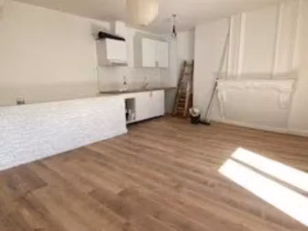 location appartement 2 pièces 56 m² à bordeaux (33000)