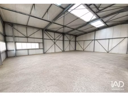 location commerce 146 m² à vertou (44120)