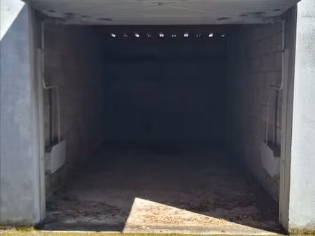 en vente garage-parking – 12 000 € |épinal