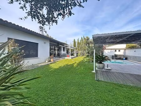 villa contemporaine de 167 m² ? prestations haut de gamme ? piscine ? dépendance 20m2