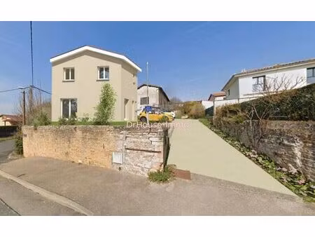 terrain de 248 m2 avec permis de construire pour une maison de 72 m2