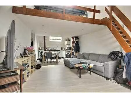 opportunité d'investissement  duplex 1 chambre au coeur de b