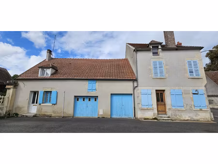 ensemble immobilier avec deux maisons d'habitation  dépendan