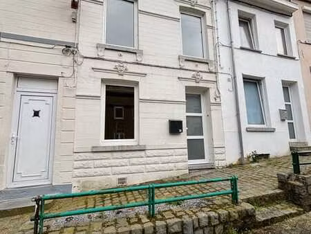 superbe maison trois chambres