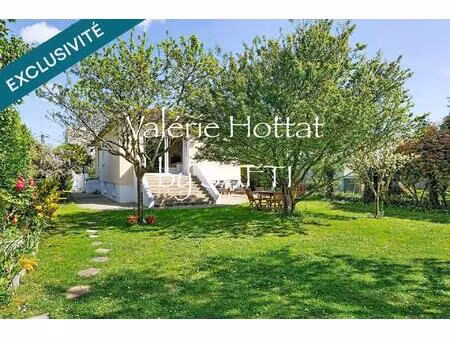 maison familiale avec jardin entièrement rénovée!