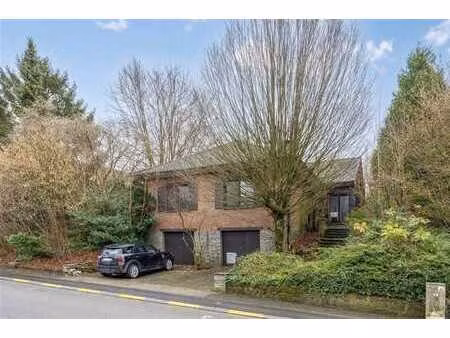 villa à rafraîchir au coeur de pajottegem