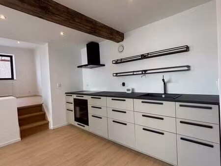 160 m² - entièrement rénovée - espaces ouverts et lumineux