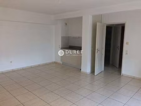 location appartement 2 pièces à la roche-sur-yon zone est (85000) : à louer 2 pièces / 51m