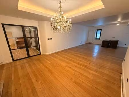 superbe et exceptionnellement spacieux duplex à louer ave...