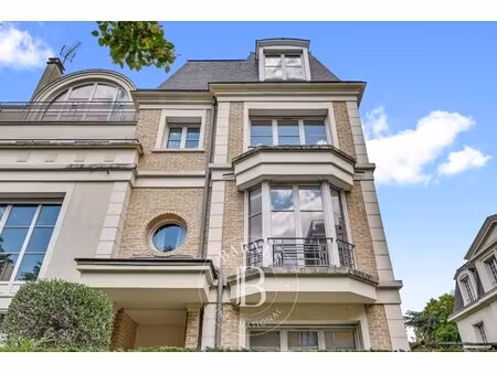 maison de luxe à louer dans le quartier ile de la jatte-parc d'orléans