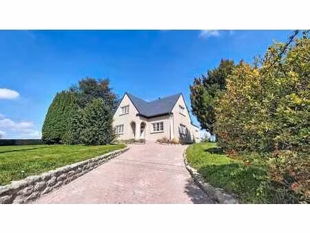 villa entièrement rénovée sur 30 ares – vieux-genappe