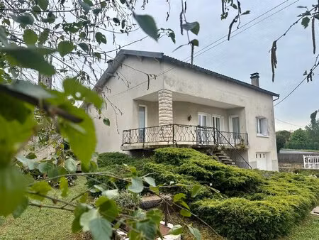 maison familiale lumineuse avec grange et dépendance – fort potentiel