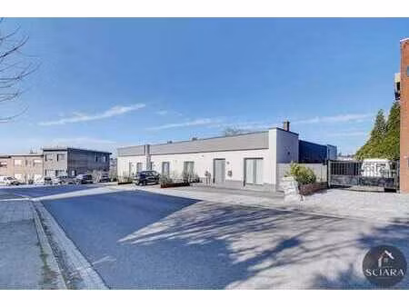 bungalow de plain-pied 2-3 ch | extérieur & peb b