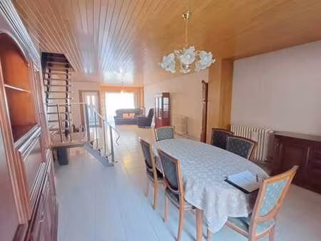 maison mitoyenne avec jardin & poss. d'acquérir un garage