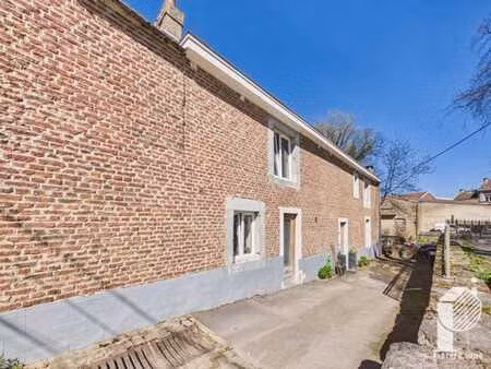 maison 2 chambres  jardin et terrasse