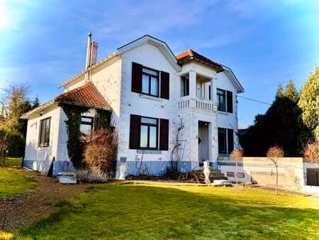 maison de caractère au cœur de couthuin avec grand garage