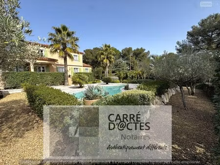 maison de luxe à vendre à nages-et-solorgues