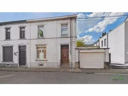 maison 2 ch.  bureaux  gren. aménageable  jardin et garage