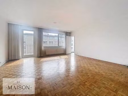 appartement deux chambres + terrasse à forest