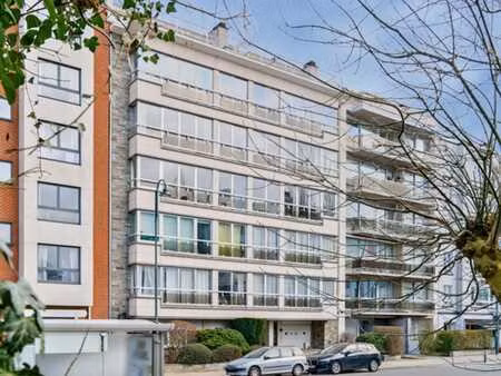 bel appartement proche du tennis domaine