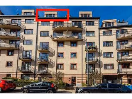 appartement 3 ch. au 6e ét. à rénover entièrement