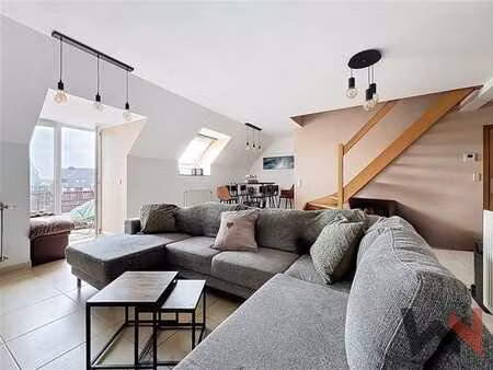 duplex 4 chambres  hypercentre de hannut