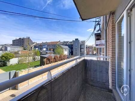 appartement 2 chambres à louer en plein centre de ciney