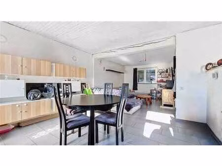 maison 4 chambres bien située