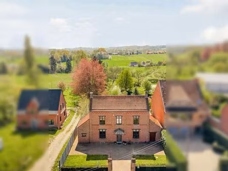 huis te koop in ellezelles met 4 slaapkamers