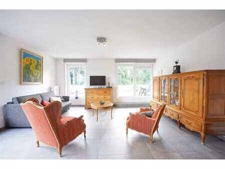 bel appartement 2 chambres avec grande terrasse