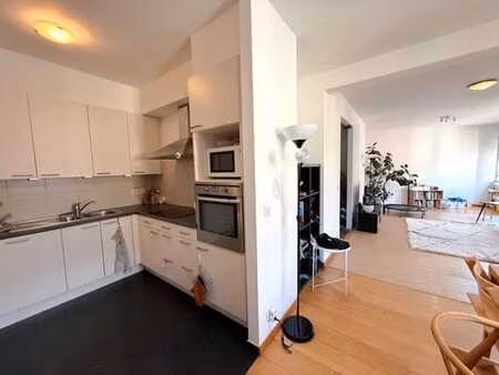 place dumon/stockel : duplex lumineux