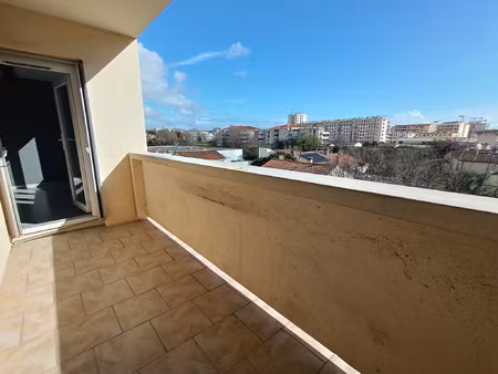 appartement t4 + cave + parking privatif