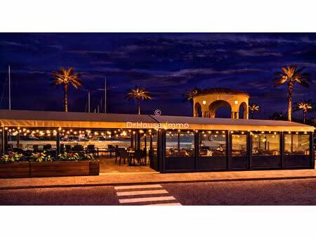 vente fonds de commerce bar snack restauration sur le port