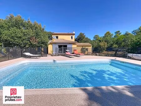 villa 140 m² sur 2566 m² avec piscine et garage