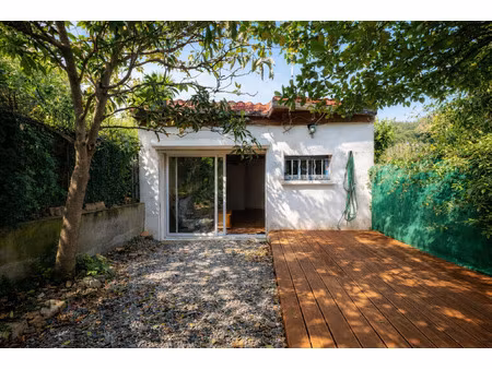 opportunité rare studio avec jardin 10 min plage aucu