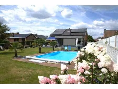 magnifique villa rénovée avec piscine