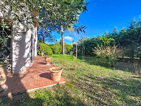 maison de luxe à vendre dans le quartier hôpitaux-facultés