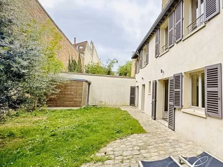 maison ancienne à vendre dans le quartier clagny-glatigny