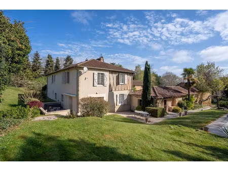 vente propriété 8 pièces 249 m² à mirande (32300)  789 000 €