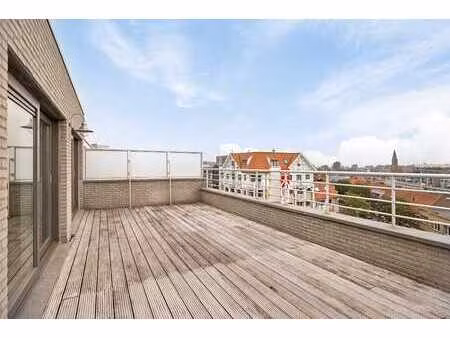 magnifique penthouse à vendre à zeebrugge!