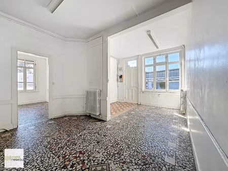 vente commerce 10 pièces 155 m² escaudœuvres (59161)