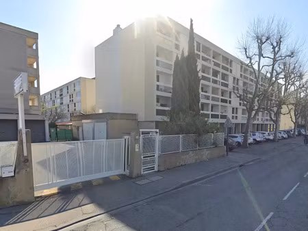 location appartement 3 pièces 66 m² à cavaillon (84300)