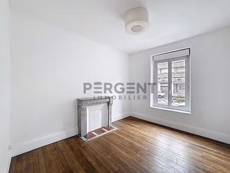 immeuble de rapport comprenant 3 appartments t3 avec extrieurs e