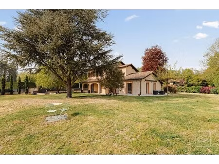 maison de luxe à vendre à montanay