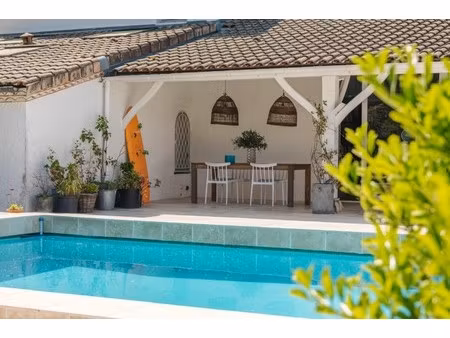 maison de luxe à vendre à quinsac
